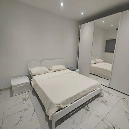 Apartament Carina Mansion *