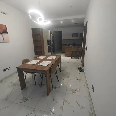 Carina Mansion Apartment Birzebbuga