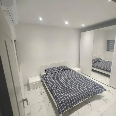 Carina Mansion Apartament